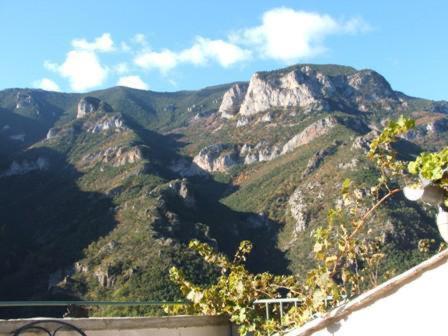 Gite Paisible Au Coeur Des Montagnes A Nohedes ภายนอก รูปภาพ